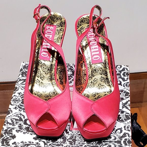 Fuschia stiletto satin shoes - Picture 3 of 5